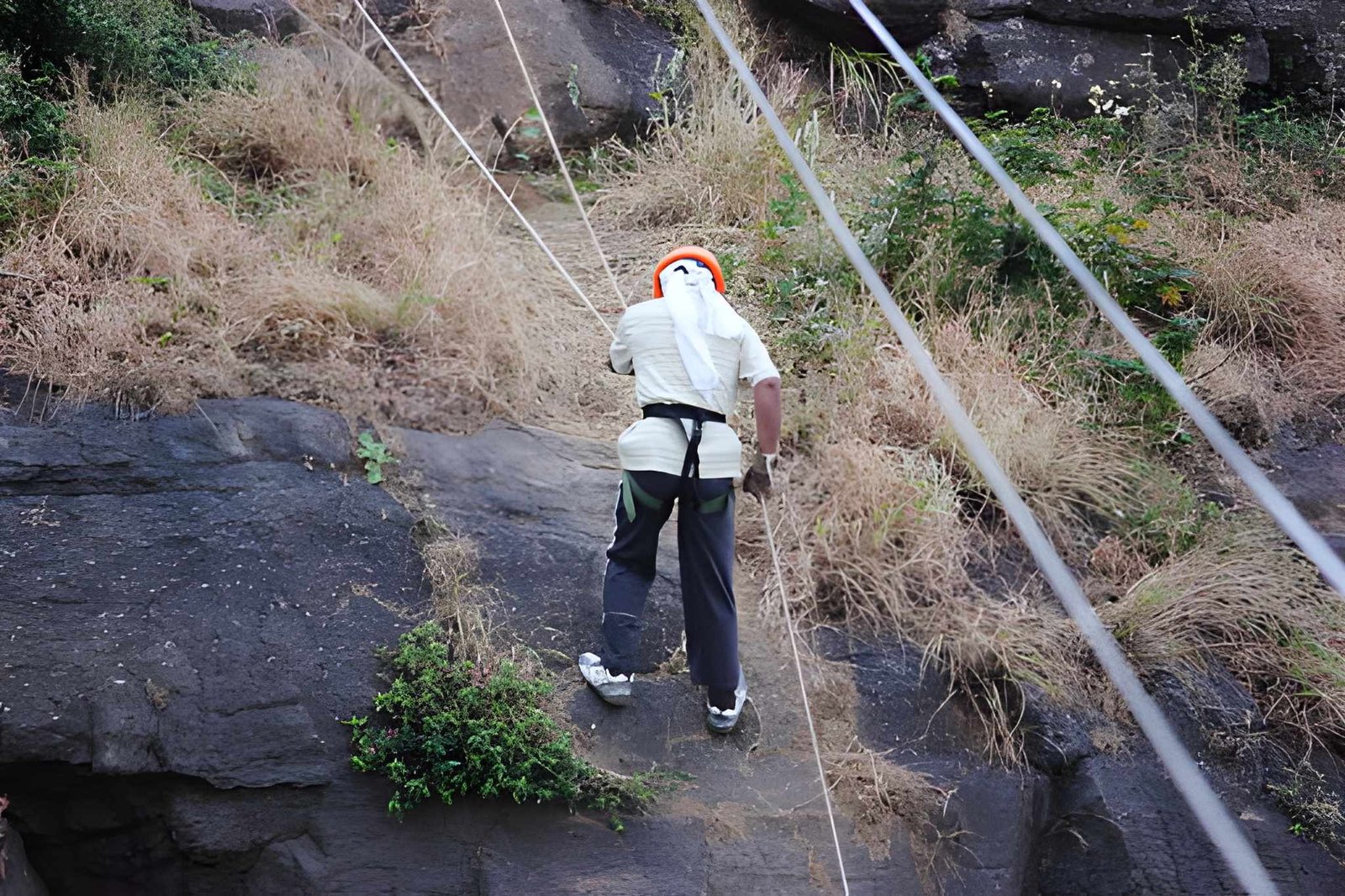 Rappelling
